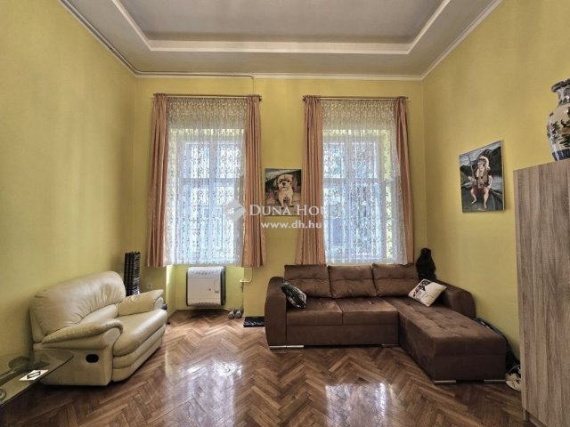 Eladó téglalakás, Budapesten, VIII. kerületben 61 M Ft, 2 szobás