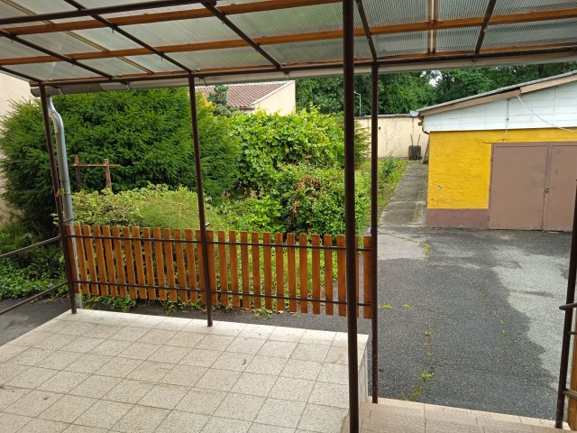 Eladó családi ház, Győrött 64.9 M Ft, 4 szobás