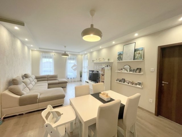 Eladó családi ház, Kecskeméten 87.9 M Ft, 4 szobás