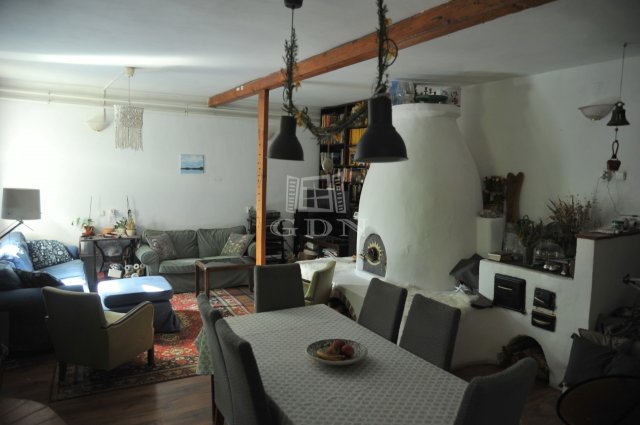 Eladó családi ház, Etyeken 169 M Ft, 8 szobás