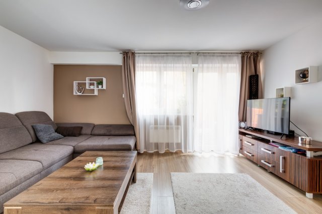 Eladó családi ház, Budapesten, III. kerületben 89 M Ft, 3 szobás