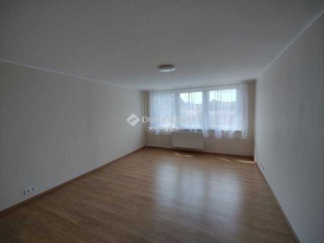 Eladó panellakás, Budapesten, X. kerületben 55.9 M Ft, 2 szobás