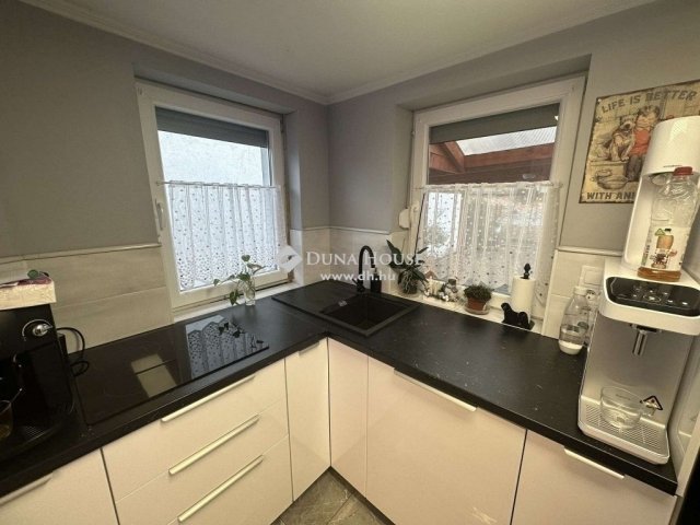 Eladó családi ház, Budapesten, XX. kerületben 85 M Ft, 4 szobás