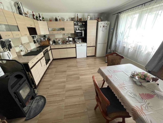 Eladó családi ház, Vértesbogláron 48.99 M Ft, 2 szobás
