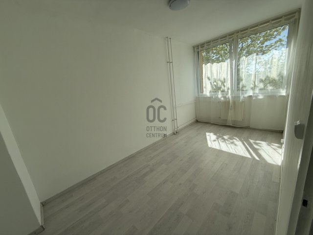 Kiadó téglalakás, albérlet, Várpalotán 130 E Ft / hó