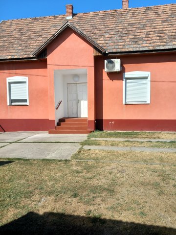 Eladó családi ház, Dömsödön 63 M Ft, 6 szobás