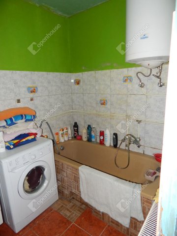 Eladó családi ház, Nagybajomban 12.5 M Ft, 2 szobás