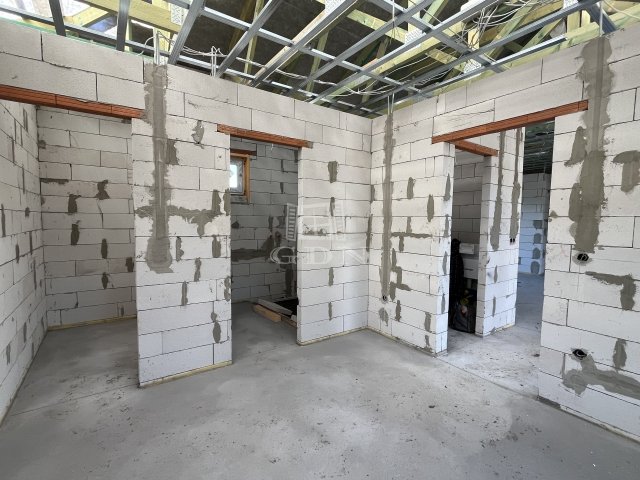 Eladó családi ház, Alsónémediben 90 M Ft, 4 szobás