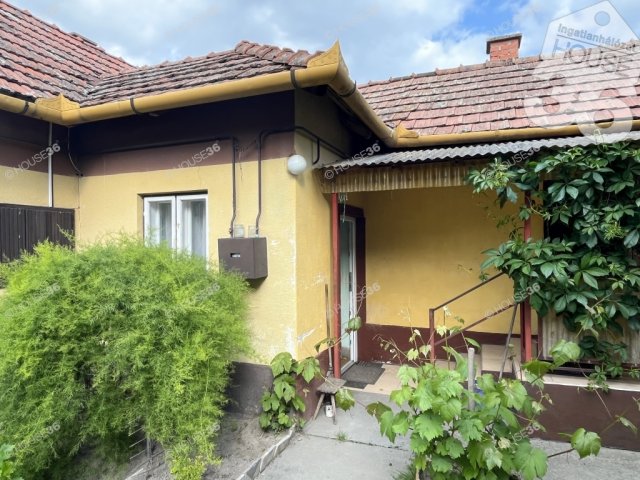Eladó családi ház, Kocséren 17.5 M Ft, 2 szobás