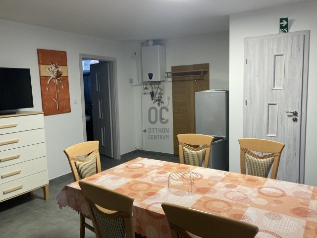 Kiadó hotel, Polgáron 450 E Ft / hó / költözzbe.hu