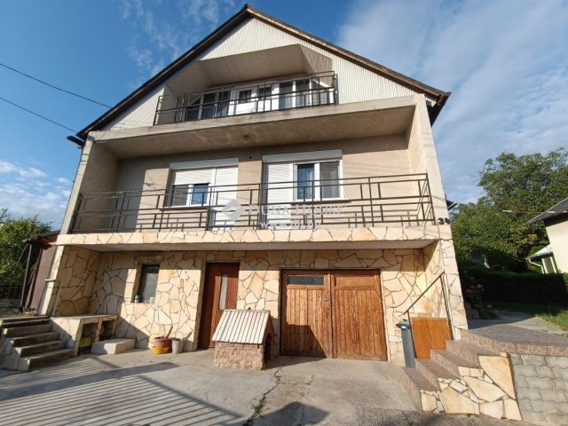 Eladó családi ház, Balatonfűzfőn 89 M Ft, 5 szobás