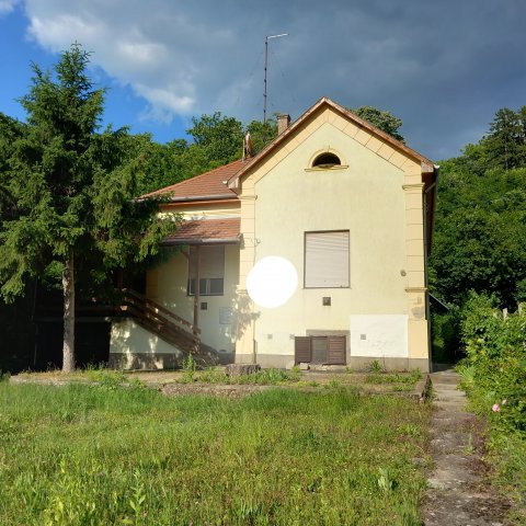 Eladó nyaraló, Fonyódon 115 M Ft, 8 szobás