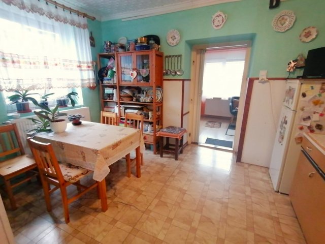 Eladó családi ház, Pusztaszabolcson 40 M Ft, 4 szobás