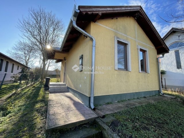 Eladó családi ház, Tiszakürtön 14.5 M Ft, 1 szobás