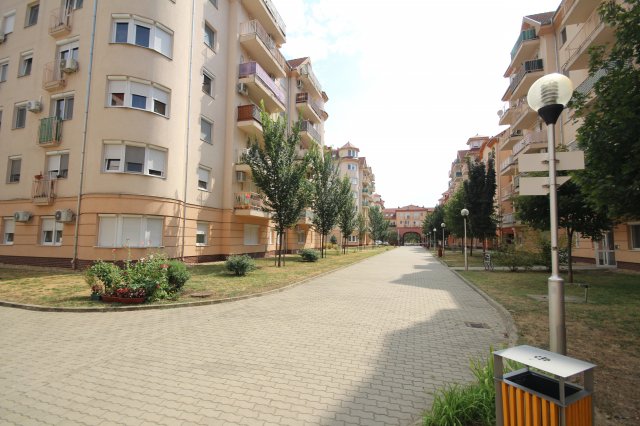 Kiadó téglalakás, albérlet, Debrecenben 250 E Ft / hó, 2 szobás