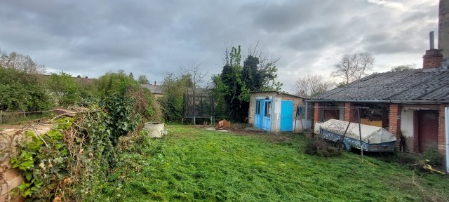 Eladó családi ház, Sásdon 12.5 M Ft, 4 szobás