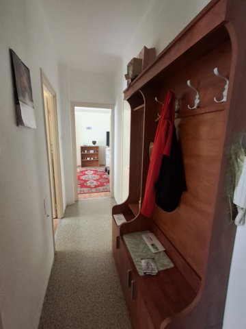 Eladó téglalakás, Esztergomban 27.9 M Ft, 1+1 szobás