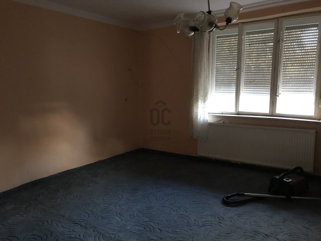 Eladó családi ház, Debrecenben 39 M Ft, 1 szobás
