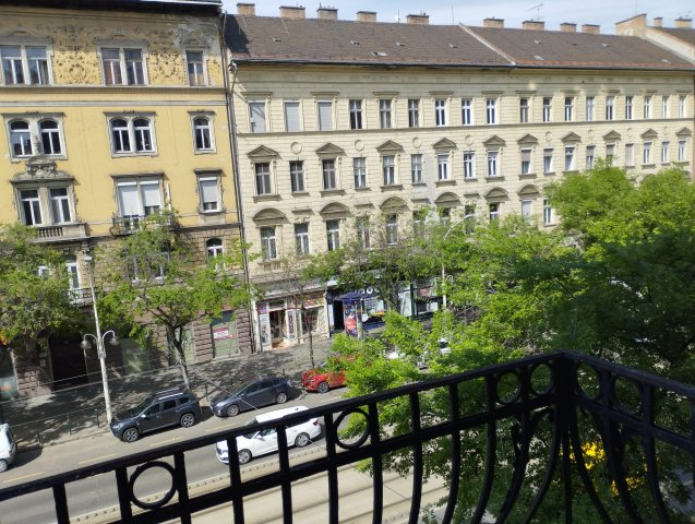 Eladó téglalakás, Budapesten, VIII. kerületben, József körúton
