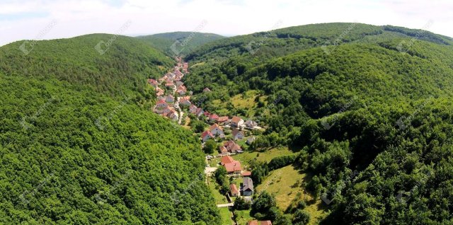 Eladó családi ház, Miskolcon, Fő utcában 39.99 M Ft, 3 szobás