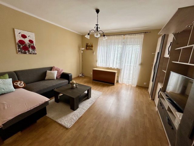 Eladó téglalakás, Siklóson 25 M Ft, 2 szobás