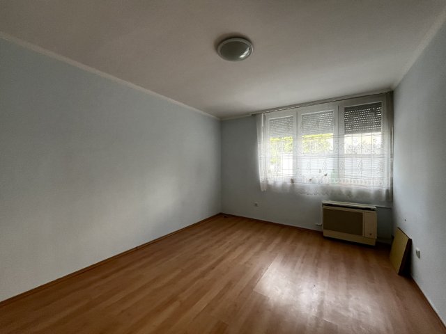 Eladó téglalakás, Miskolcon 19.5 M Ft, 1+1 szobás