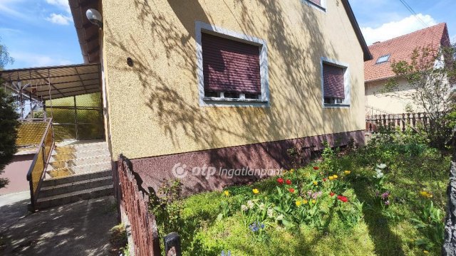 Eladó családi ház, Sümegen 44.9 M Ft, 3+2 szobás