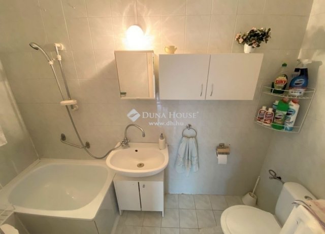 Eladó családi ház, Budapesten, XIX. kerületben 89 M Ft, 5 szobás