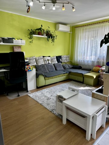 Eladó panellakás, Budapesten, XIX. kerületben, Kisfaludy utcában