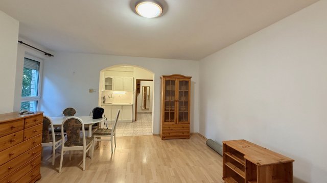 Kiadó téglalakás, albérlet, Debrecenben 180 E Ft / hó, 2 szobás