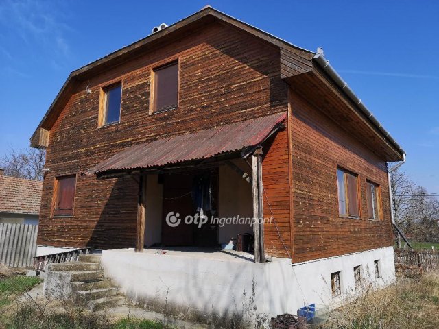 Eladó családi ház, Tiszacsegén 10.5 M Ft, 5 szobás