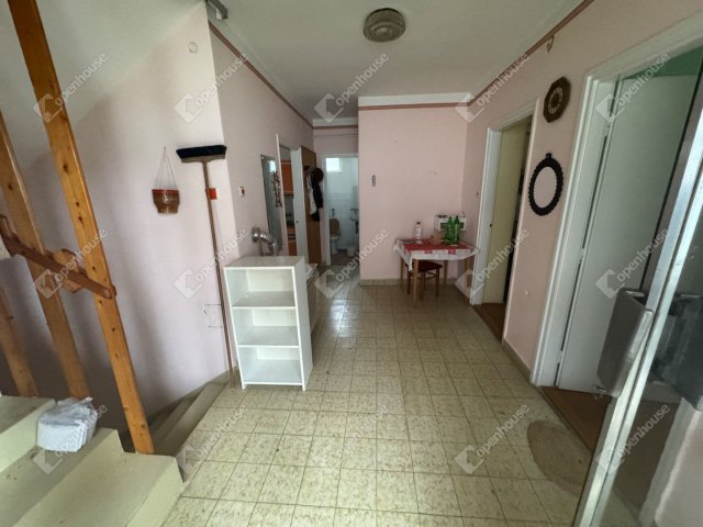 Eladó családi ház, Galambokon 26 M Ft, 3 szobás