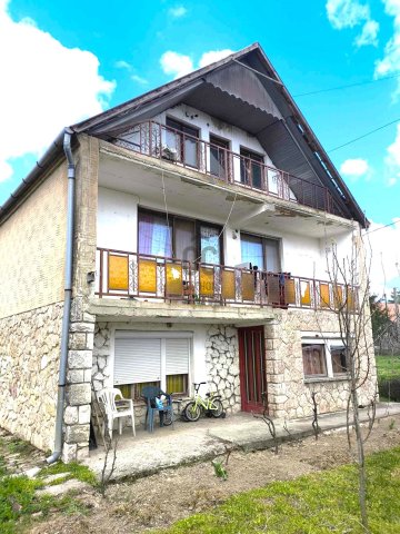 Eladó családi ház, Erzsébeten 20.5 M Ft, 7 szobás