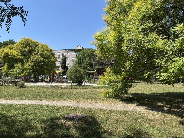 Eladó panellakás, Budapesten, III. kerületben 104.9 M Ft