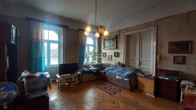 Eladó téglalakás, Budapesten, VIII. kerületben 110 M Ft