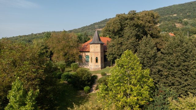 Eladó családi ház, Jobbágyin 399 M Ft, 6 szobás