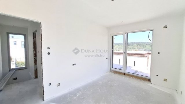 Eladó ikerház, Budapesten, III. kerületben 183.75 M Ft