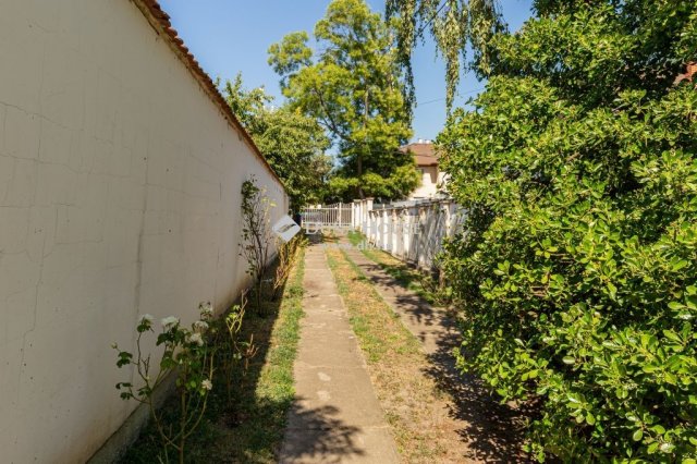 Eladó családi ház, Budapesten, XVI. kerületben 360 M Ft