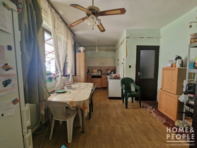 Eladó családi ház, Tiszaszigeten 43.999 M Ft, 3+1 szobás