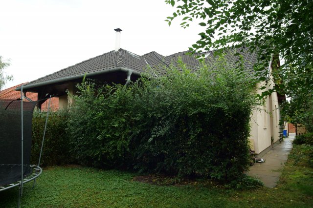 Eladó ikerház, Szigetszentmártonban 56 M Ft, 5 szobás