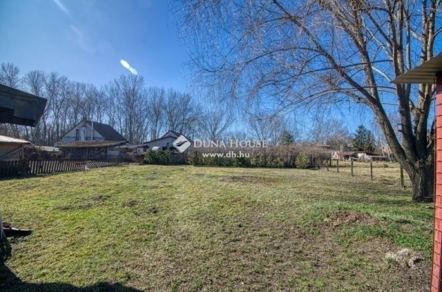 Eladó családi ház, Monoron 71.9 M Ft, 4 szobás