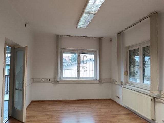 Eladó családi ház, Dunaharasztin 75 M Ft, 3 szobás