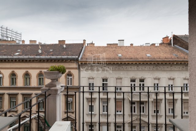 Eladó iroda, Budapesten, V. kerületben 185 M Ft, 3+1 szobás
