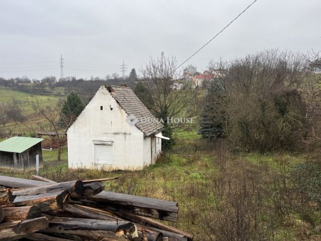 Eladó telek, Pécsett, Nyugati Kőhíd dűlőn 7.7 M Ft