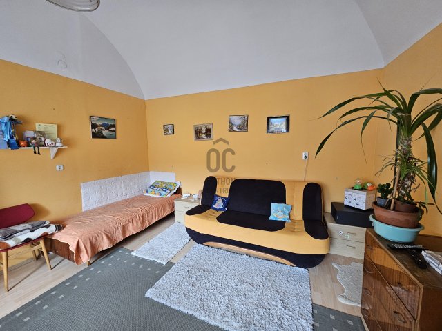Eladó téglalakás, Kőszegen 32.5 M Ft, 2 szobás
