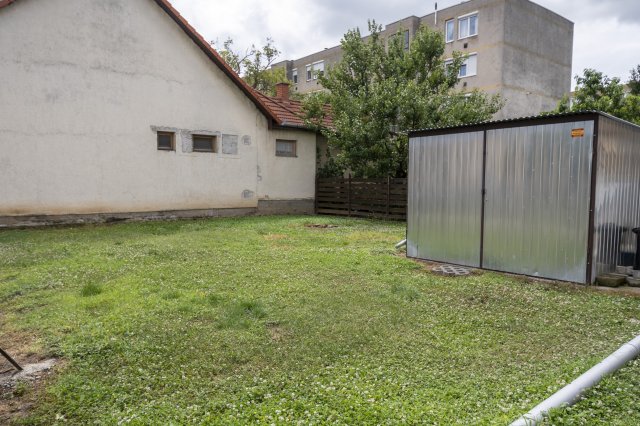Eladó családi ház, Kaposváron 69.9 M Ft, 5 szobás