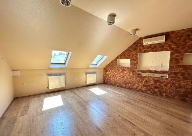 Eladó családi ház, Budapesten, XX. kerületben 74.9 M Ft