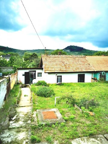 Eladó családi ház, Tokodon 13.6 M Ft, 1 szobás