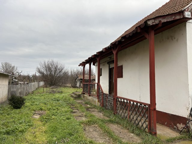 Eladó családi ház, Tiszalúcon, Alkotmány utcában 6.9 M Ft