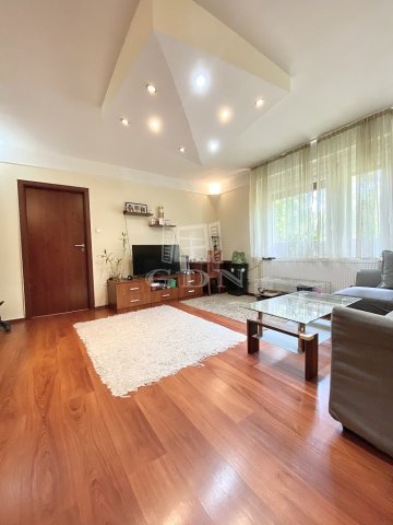 Eladó téglalakás, Budapesten, XXI. kerületben 51.9 M Ft